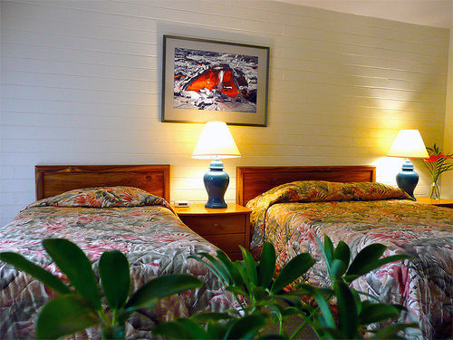 Dolphin Bay Hotel Hilo Eksteriør billede